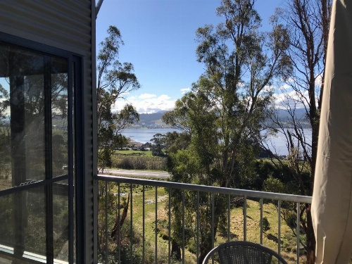 Tamar River Apartments image 26