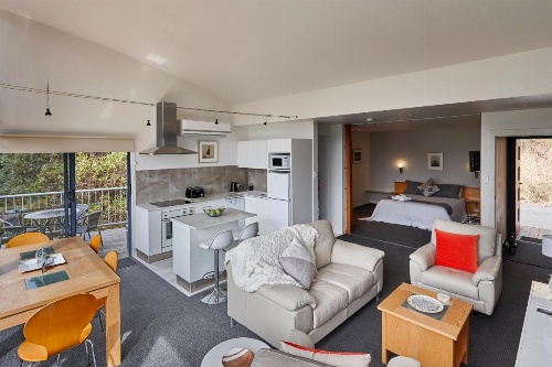 Tamar River Apartments image 36