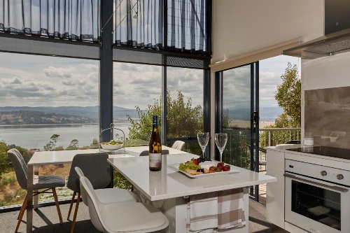 Tamar River Apartments image 39