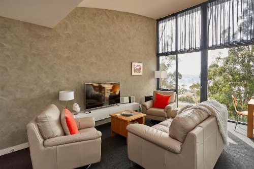 Tamar River Apartments image 43