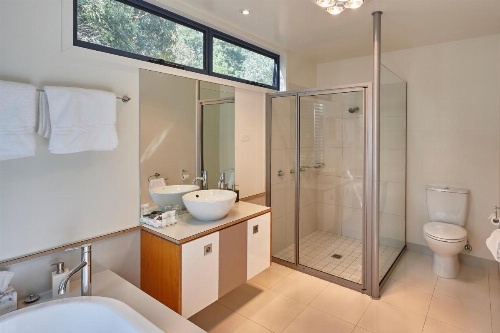 Tamar River Apartments image 8